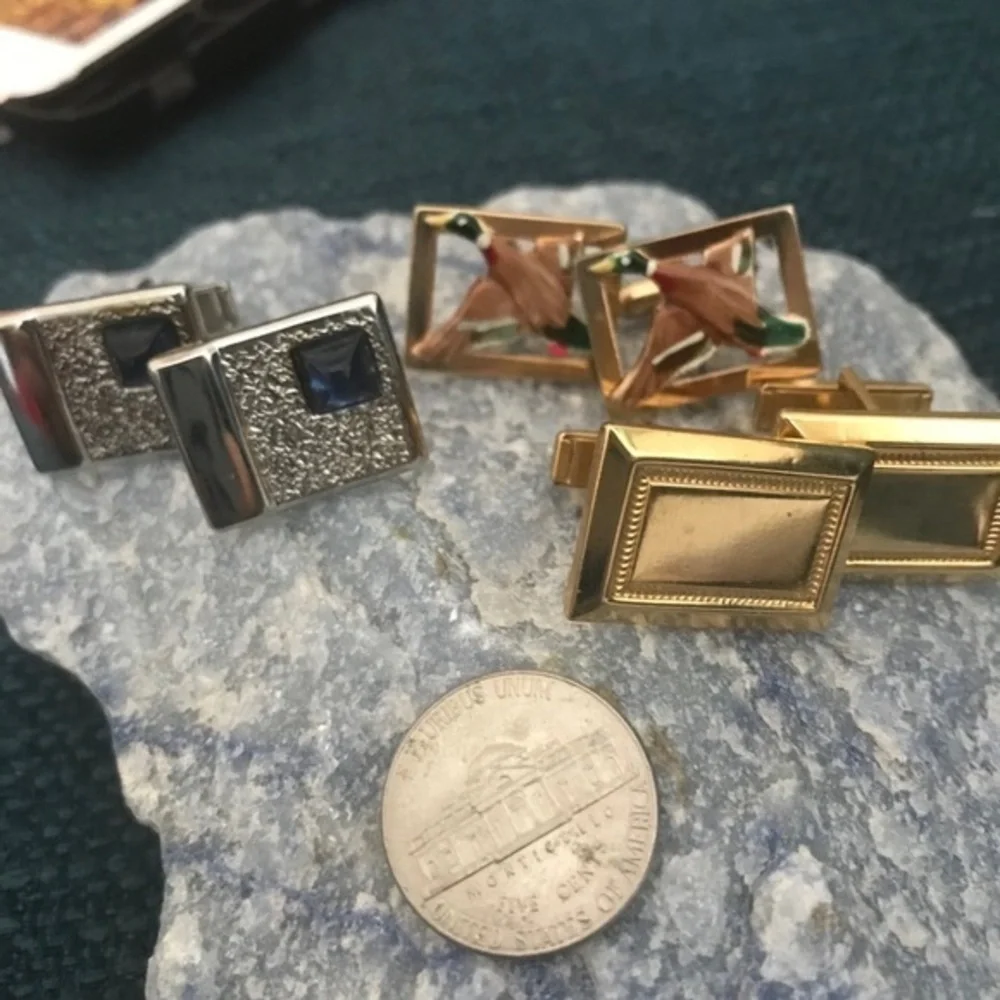 JUST LOOK Vintage Cuff Links Tie Tacks and Tie Clips